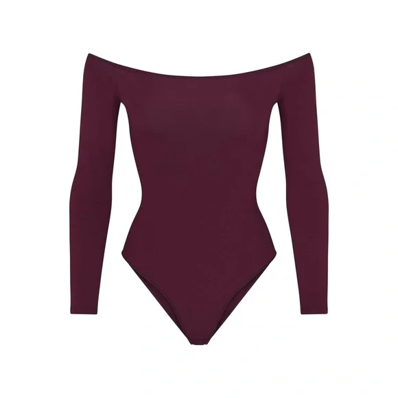 NWT off the shoulder bodysuit - Picture 3 of 3